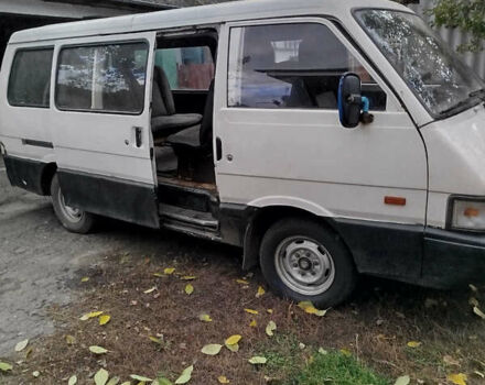 Белый Киа Беста, объемом двигателя 0 л и пробегом 150 тыс. км за 2000 $, фото 1 на Automoto.ua