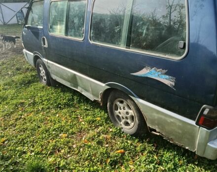 Синій Кіа Беста, об'ємом двигуна 2 л та пробігом 280 тис. км за 979 $, фото 3 на Automoto.ua