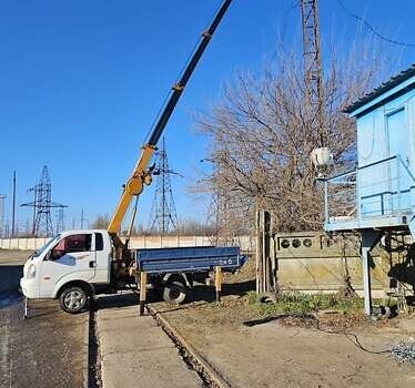 Белый Киа Бонго, объемом двигателя 2.9 л и пробегом 208 тыс. км за 20000 $, фото 19 на Automoto.ua