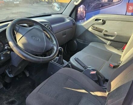 Белый Киа Бонго, объемом двигателя 2.9 л и пробегом 140 тыс. км за 40000 $, фото 3 на Automoto.ua