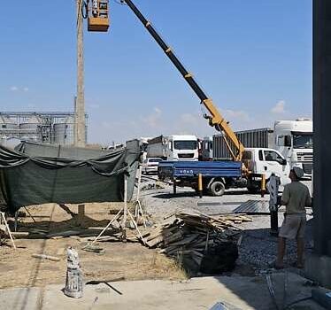 Белый Киа Бонго, объемом двигателя 2.9 л и пробегом 208 тыс. км за 20000 $, фото 13 на Automoto.ua