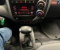 Білий Кіа Бонго, об'ємом двигуна 2.5 л та пробігом 167 тис. км за 23400 $, фото 20 на Automoto.ua