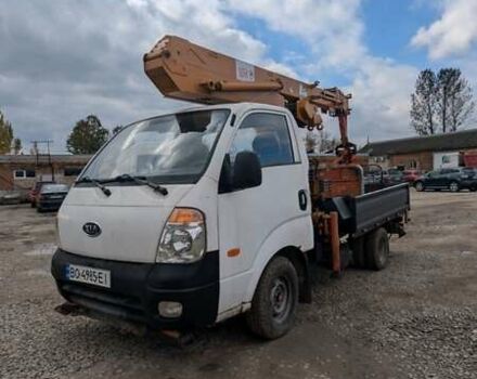 Белый Киа Бонго, объемом двигателя 2.48 л и пробегом 220 тыс. км за 25000 $, фото 1 на Automoto.ua