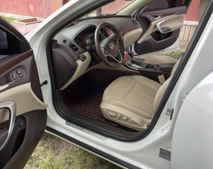 Белый Киа Каденза, объемом двигателя 2 л и пробегом 147 тыс. км за 9000 $, фото 3 на Automoto.ua