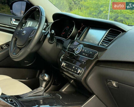 Чорний Кіа Каденза, об'ємом двигуна 3.3 л та пробігом 270 тис. км за 9300 $, фото 38 на Automoto.ua