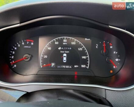 Чорний Кіа Каденза, об'ємом двигуна 3.3 л та пробігом 270 тис. км за 9300 $, фото 30 на Automoto.ua