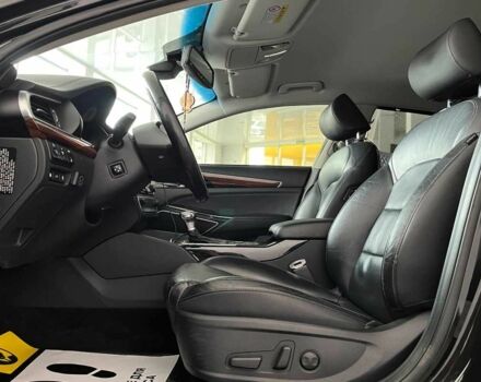 Черный Киа Каденза, объемом двигателя 2.4 л и пробегом 136 тыс. км за 15500 $, фото 12 на Automoto.ua