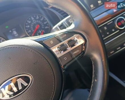 Черный Киа Каденза, объемом двигателя 3.34 л и пробегом 93 тыс. км за 13000 $, фото 29 на Automoto.ua