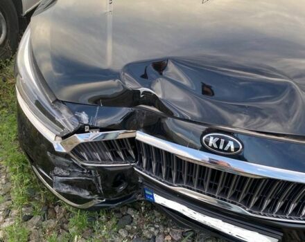 Черный Киа Каденза, объемом двигателя 3 л и пробегом 115 тыс. км за 9300 $, фото 5 на Automoto.ua