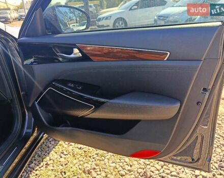 Черный Киа Каденза, объемом двигателя 3.34 л и пробегом 93 тыс. км за 13000 $, фото 15 на Automoto.ua