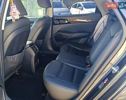Черный Киа Каденза, объемом двигателя 3.34 л и пробегом 93 тыс. км за 13000 $, фото 11 на Automoto.ua