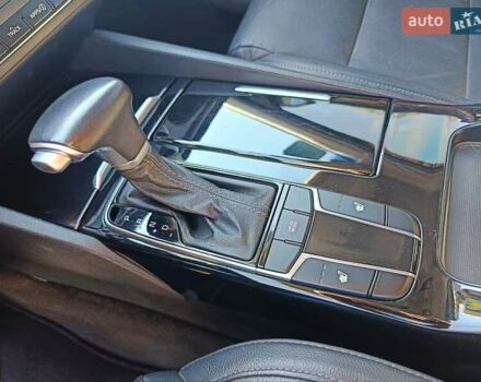 Черный Киа Каденза, объемом двигателя 3.34 л и пробегом 93 тыс. км за 13000 $, фото 21 на Automoto.ua