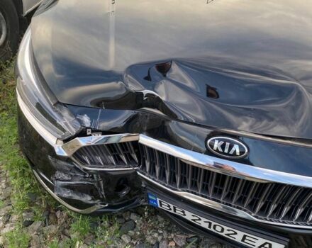 Чорний Кіа Каденза, об'ємом двигуна 3 л та пробігом 115 тис. км за 10000 $, фото 1 на Automoto.ua
