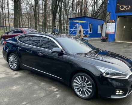 Чорний Кіа Каденза, об'ємом двигуна 2.2 л та пробігом 155 тис. км за 18900 $, фото 1 на Automoto.ua