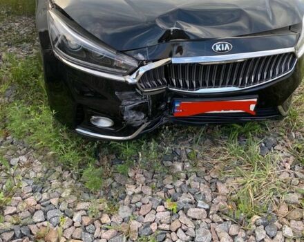 Черный Киа Каденза, объемом двигателя 3 л и пробегом 115 тыс. км за 10000 $, фото 1 на Automoto.ua