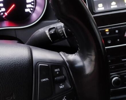 Серый Киа Каденза, объемом двигателя 3 л и пробегом 203 тыс. км за 8500 $, фото 3 на Automoto.ua