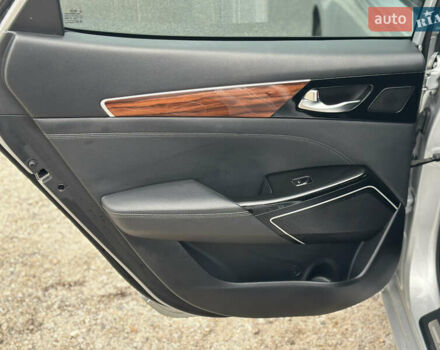 Сірий Кіа Каденза, об'ємом двигуна 3.34 л та пробігом 90 тис. км за 15900 $, фото 18 на Automoto.ua