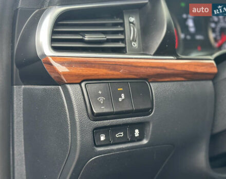 Сірий Кіа Каденза, об'ємом двигуна 3.34 л та пробігом 90 тис. км за 15900 $, фото 13 на Automoto.ua