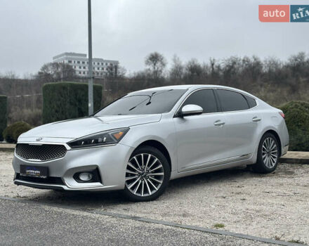 Сірий Кіа Каденза, об'ємом двигуна 3.34 л та пробігом 90 тис. км за 15900 $, фото 1 на Automoto.ua