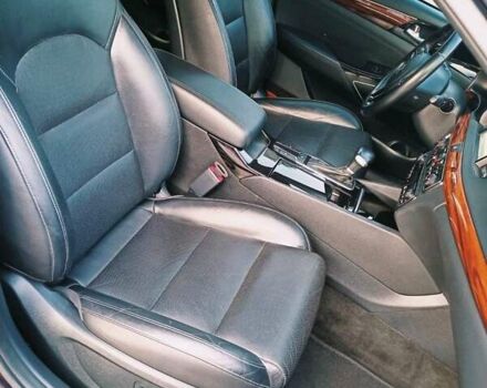 Синий Киа Каденза, объемом двигателя 3.34 л и пробегом 130 тыс. км за 17800 $, фото 3 на Automoto.ua