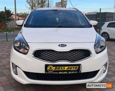 Белый Киа Каренс, объемом двигателя 1.7 л и пробегом 273 тыс. км за 10800 $, фото 1 на Automoto.ua