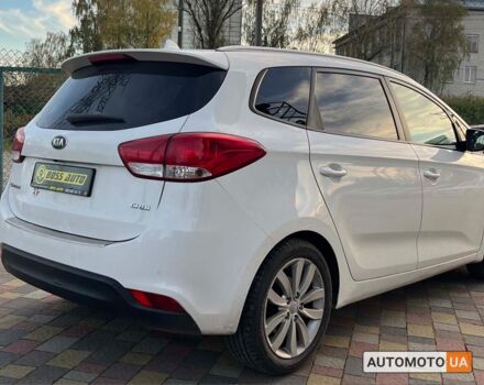 Белый Киа Каренс, объемом двигателя 1.7 л и пробегом 273 тыс. км за 10800 $, фото 6 на Automoto.ua