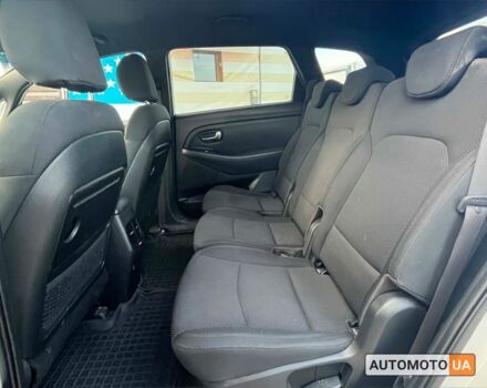 Белый Киа Каренс, объемом двигателя 1.7 л и пробегом 273 тыс. км за 10800 $, фото 15 на Automoto.ua