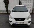 Кіа Каренс 2007 у Хмельницькому на Automoto.ua Білий Кіа Каренс, об'ємом двигуна 2 л та пробігом 250 тис. км за 5500 $, фото 1 на Automoto.ua