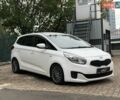 Білий Кіа Каренс, об'ємом двигуна 1.69 л та пробігом 320 тис. км за 8500 $, фото 1 на Automoto.ua
