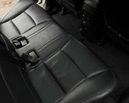 Белый Киа Каренс, объемом двигателя 2 л и пробегом 215 тыс. км за 10500 $, фото 9 на Automoto.ua