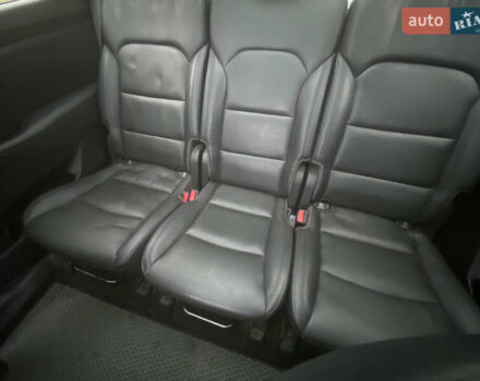 Белый Киа Каренс, объемом двигателя 1.7 л и пробегом 276 тыс. км за 12700 $, фото 14 на Automoto.ua