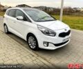 Белый Киа Каренс, объемом двигателя 1.7 л и пробегом 276 тыс. км за 10800 $, фото 1 на Automoto.ua