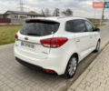 Белый Киа Каренс, объемом двигателя 1.7 л и пробегом 276 тыс. км за 12700 $, фото 5 на Automoto.ua
