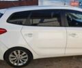 Белый Киа Каренс, объемом двигателя 1.7 л и пробегом 190 тыс. км за 8700 $, фото 1 на Automoto.ua