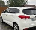 Белый Киа Каренс, объемом двигателя 1.7 л и пробегом 238 тыс. км за 11500 $, фото 1 на Automoto.ua