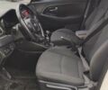 Белый Киа Каренс, объемом двигателя 1.7 л и пробегом 299 тыс. км за 8900 $, фото 12 на Automoto.ua