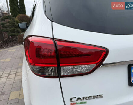 Белый Киа Каренс, объемом двигателя 1.7 л и пробегом 196 тыс. км за 11974 $, фото 53 на Automoto.ua