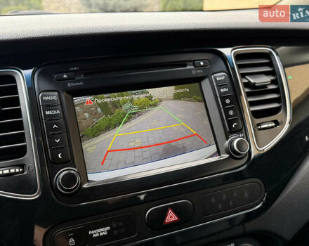 Белый Киа Каренс, объемом двигателя 1.7 л и пробегом 196 тыс. км за 11974 $, фото 30 на Automoto.ua