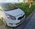 Белый Киа Каренс, объемом двигателя 1.69 л и пробегом 275 тыс. км за 10000 $, фото 8 на Automoto.ua