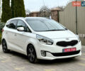 Белый Киа Каренс, объемом двигателя 1.7 л и пробегом 196 тыс. км за 11974 $, фото 2 на Automoto.ua