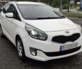 Белый Киа Каренс, объемом двигателя 1.7 л и пробегом 299 тыс. км за 7900 $, фото 1 на Automoto.ua