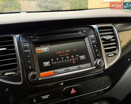 Белый Киа Каренс, объемом двигателя 1.7 л и пробегом 196 тыс. км за 11974 $, фото 33 на Automoto.ua