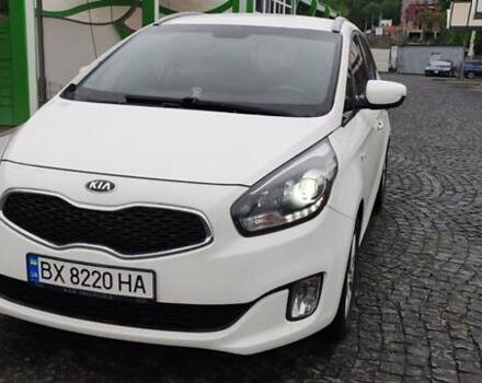 Белый Киа Каренс, объемом двигателя 1.7 л и пробегом 299 тыс. км за 8900 $, фото 11 на Automoto.ua