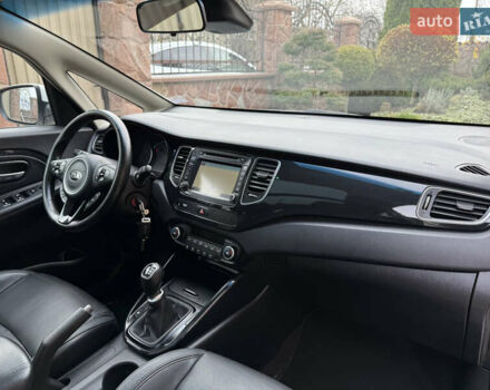 Белый Киа Каренс, объемом двигателя 1.7 л и пробегом 196 тыс. км за 11974 $, фото 72 на Automoto.ua