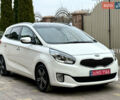 Белый Киа Каренс, объемом двигателя 1.7 л и пробегом 196 тыс. км за 11974 $, фото 1 на Automoto.ua