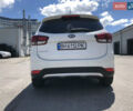 Белый Киа Каренс, объемом двигателя 2 л и пробегом 221 тыс. км за 11800 $, фото 7 на Automoto.ua