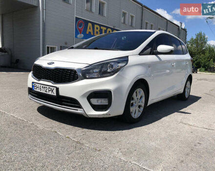 Белый Киа Каренс, объемом двигателя 2 л и пробегом 221 тыс. км за 11800 $, фото 13 на Automoto.ua