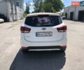 Белый Киа Каренс, объемом двигателя 2 л и пробегом 221 тыс. км за 11800 $, фото 8 на Automoto.ua