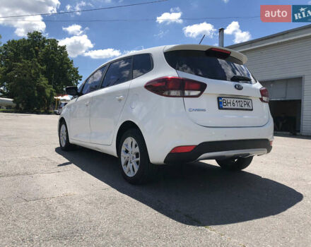 Белый Киа Каренс, объемом двигателя 2 л и пробегом 221 тыс. км за 11800 $, фото 9 на Automoto.ua