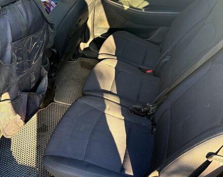 Белый Киа Каренс, объемом двигателя 1.7 л и пробегом 237 тыс. км за 11000 $, фото 11 на Automoto.ua